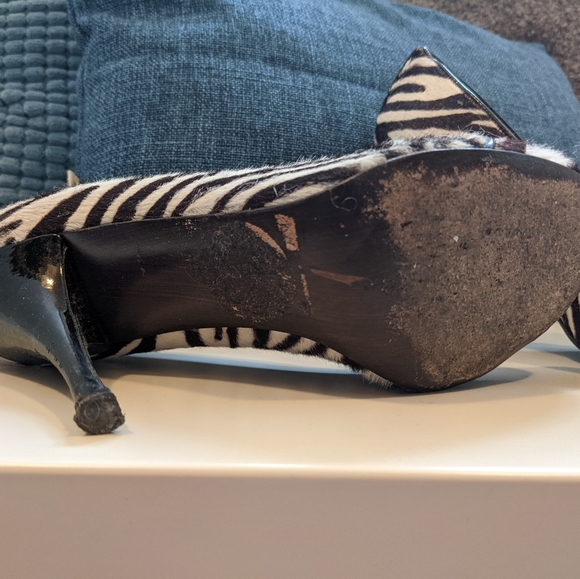 Stuart Weitzman stilettos AUTH - Picture 2 of 5